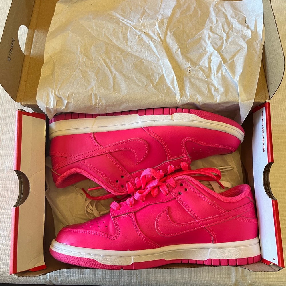 Nike Dunk Low Hyper Pink 6.5